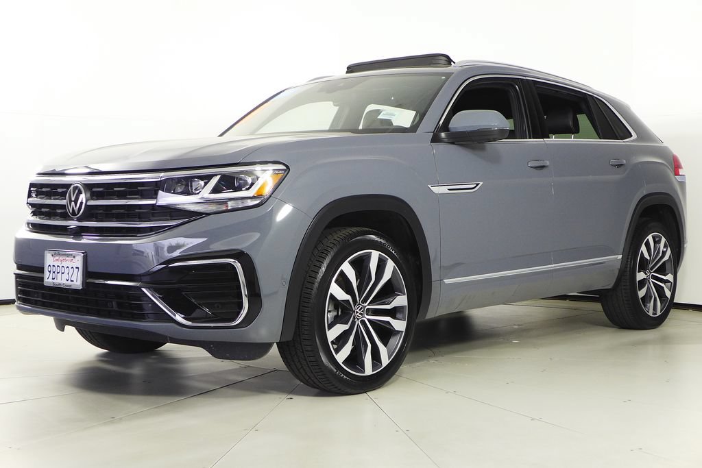 Certified 2022 Volkswagen Atlas Cross Sport SEL Premium R-Line AWD/4WD image 2