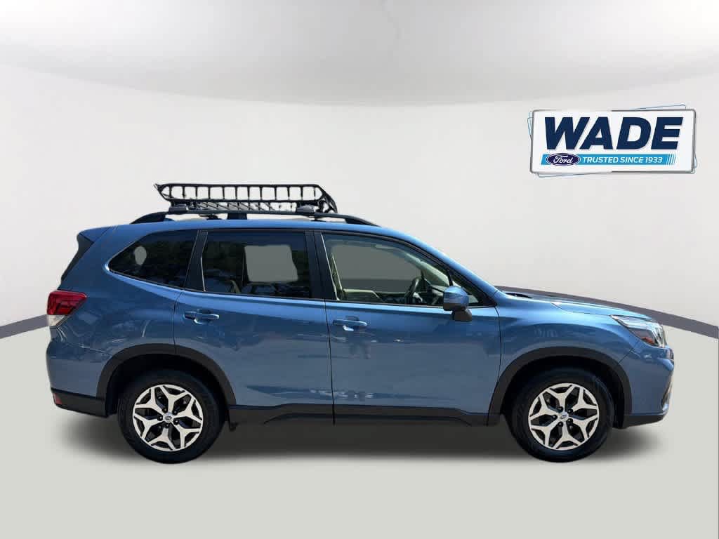 Used 2019 Subaru Forester Premium w/ All-Weather Package AWD/4WD image 4