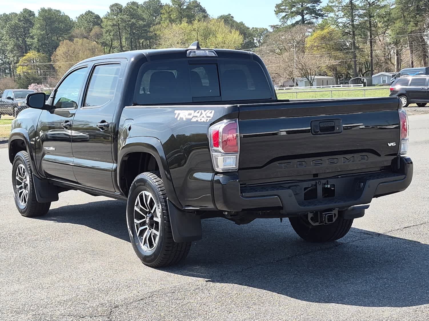 Used 2021 Toyota Tacoma TRD Sport w/ Technology Package AWD/4WD image 6