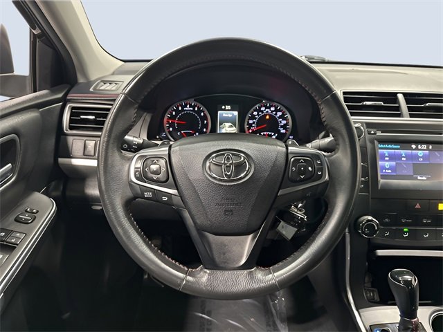 Used 2017 Toyota Camry SE image 17