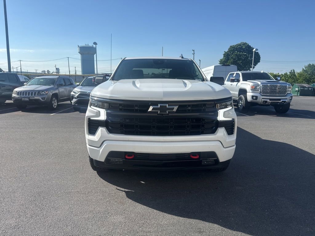 Used 2022 Chevrolet Silverado 1500 RST w/ Redline Edition AWD/4WD image 5