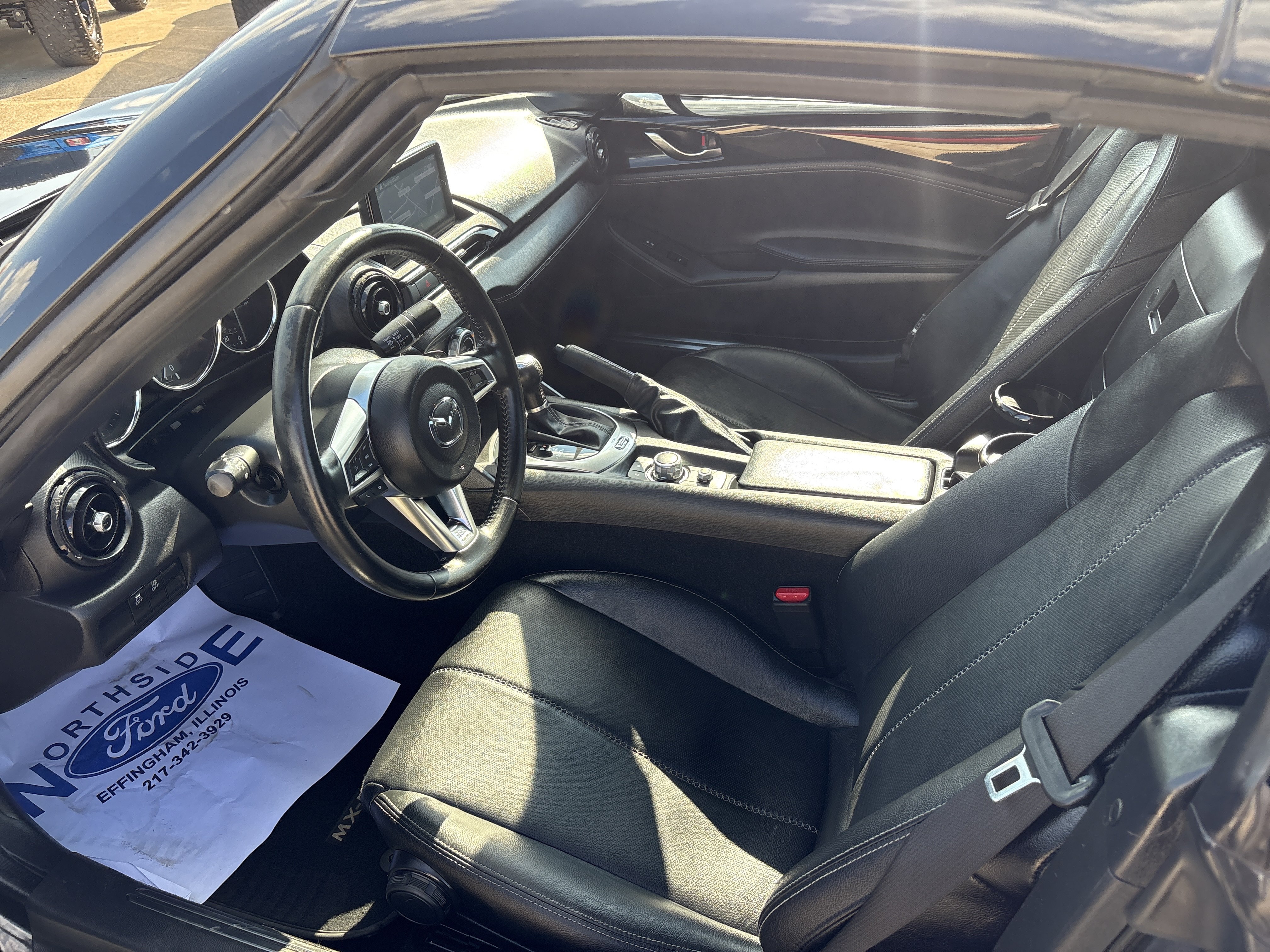 Used 2023 MAZDA MX-5 Miata Grand Touring RWD image 7