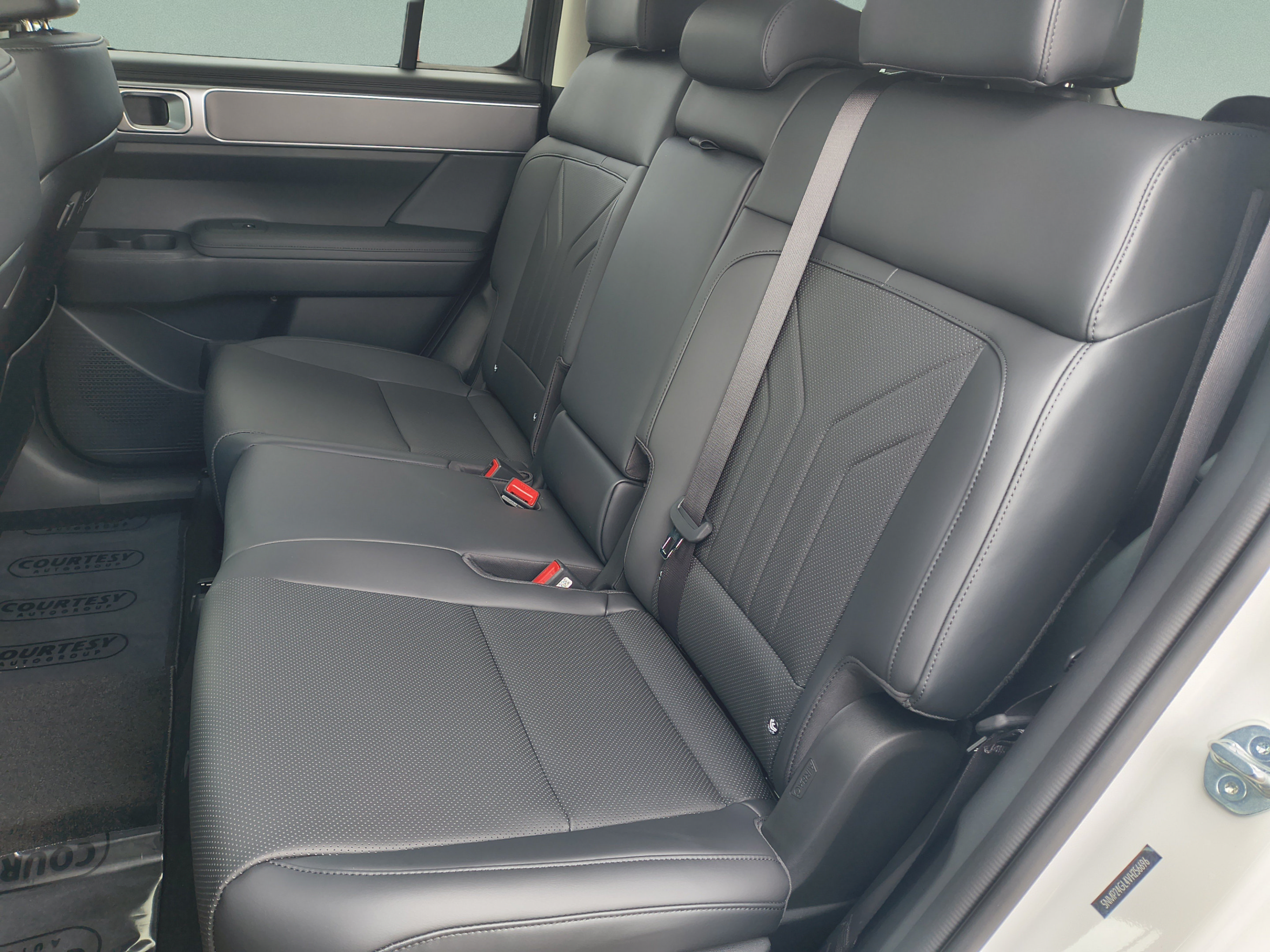 New 2027 Hyundai Santa Fe SEL FWD image 19