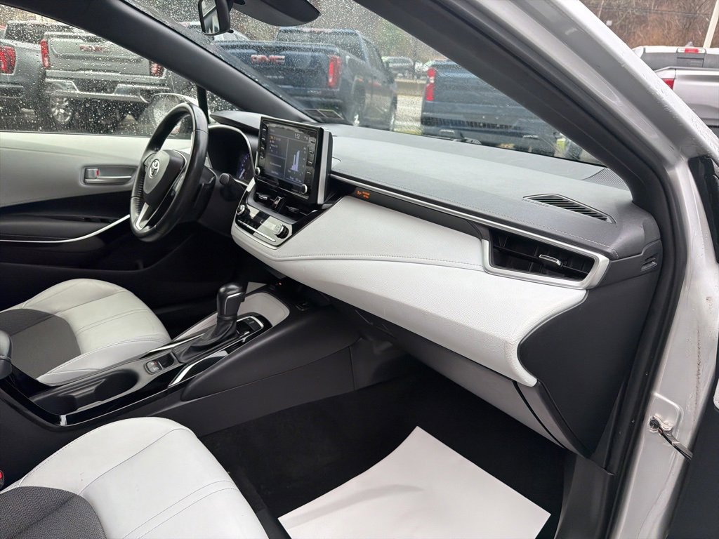Used 2022 Toyota Corolla XSE image 22