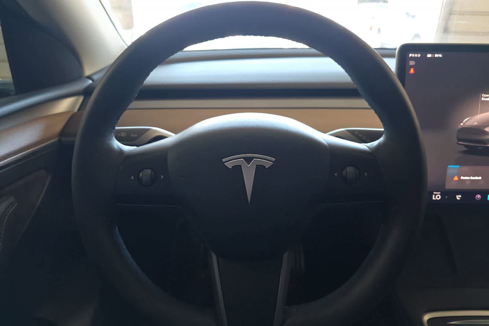Used 2023 Tesla Model Y Performance AWD/4WD image 24