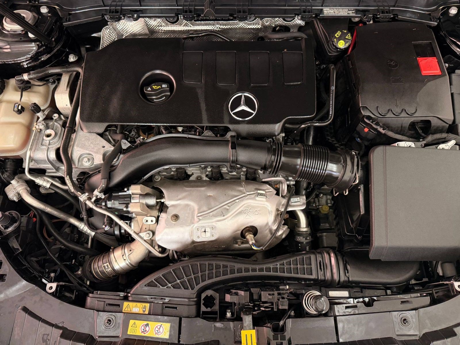 Certified 2023 Mercedes-Benz GLB 250 image 31