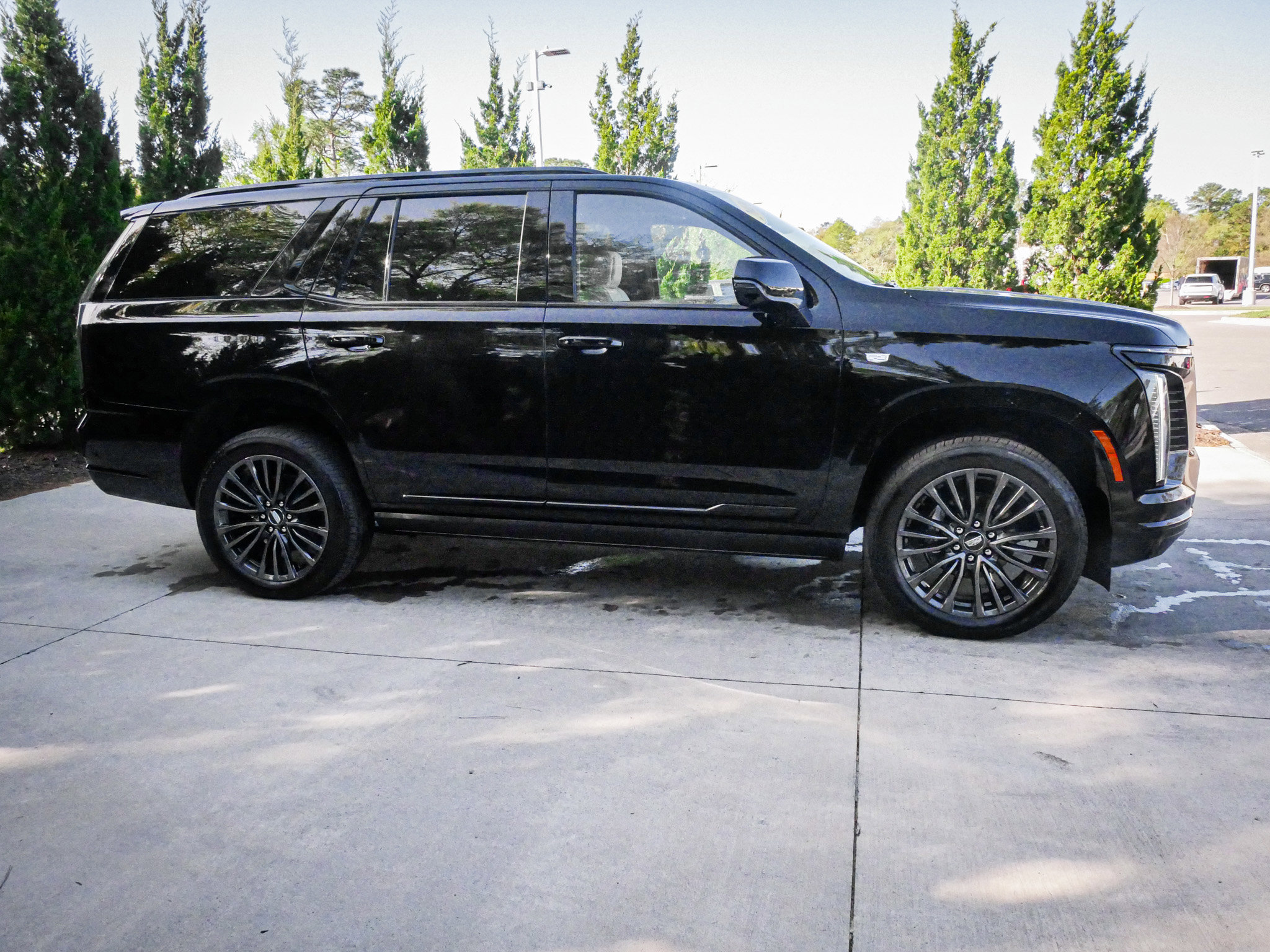 Used 2026 Cadillac Escalade Platinum Sport AWD/4WD image 11