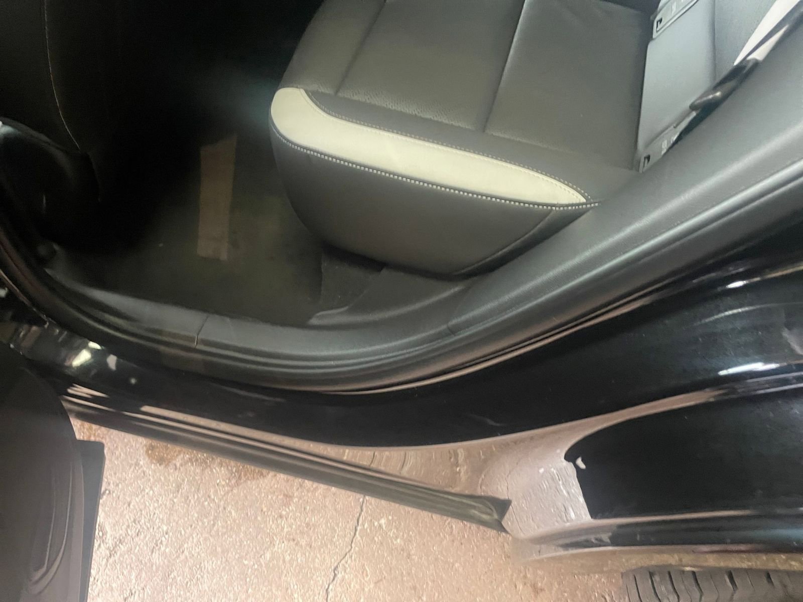 Used 2024 Buick Envision Sport Touring image 25