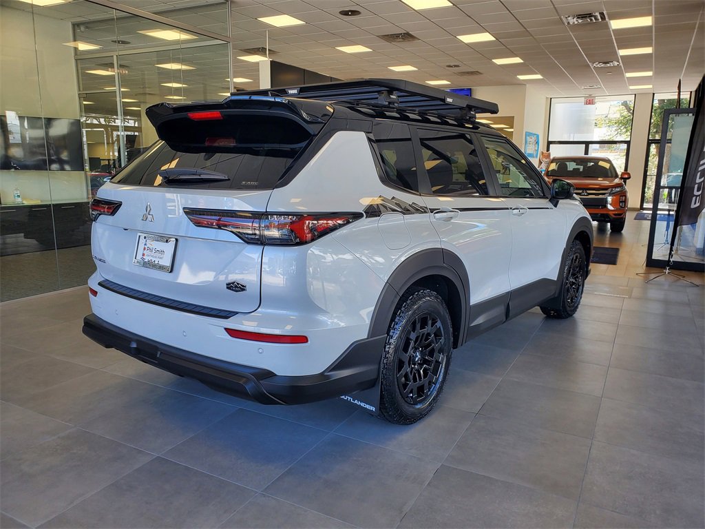 New 2025 Mitsubishi Outlander Trail Edition image 6