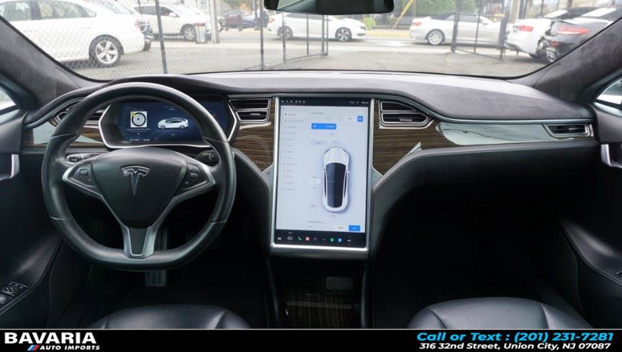 Used 2016 Tesla Model S 70D image 10