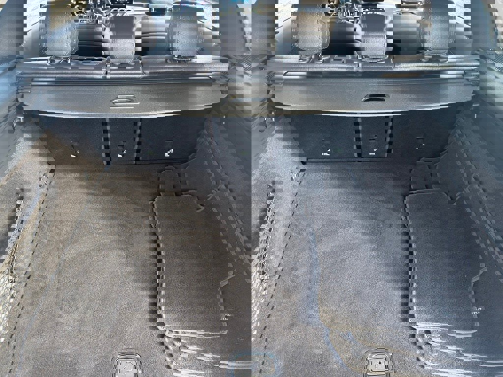 Certified 2022 Mercedes-Benz GLC 300 4MATIC w/ Premium Package Lite image 29