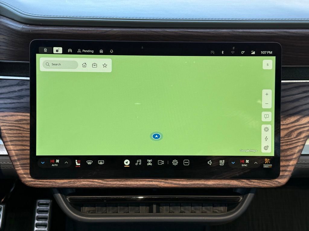 Used 2022 Rivian R1S Launch Edition image 27