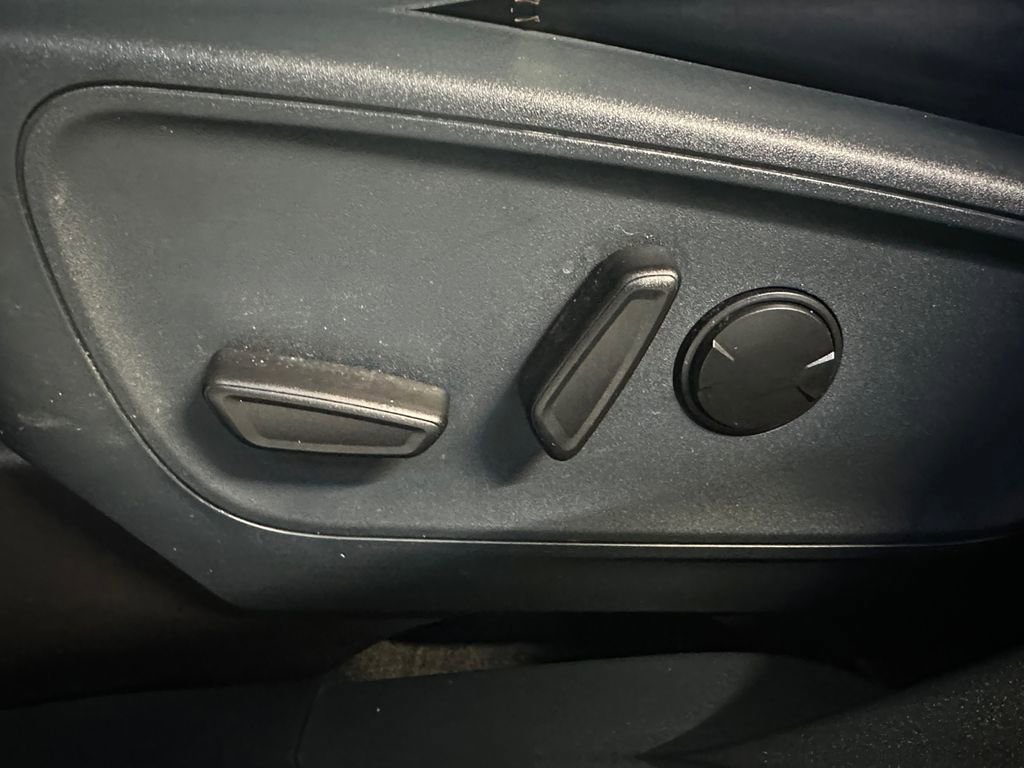 Used 2024 Ford Maverick Lariat w/ FX4 Off-Road Package image 10