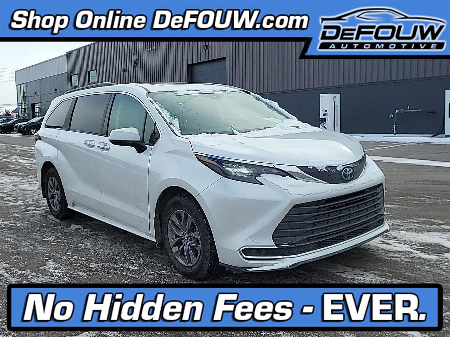 Used 2024 Toyota Sienna XLE video 1