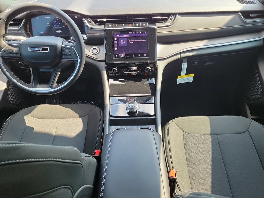 New 2026 Jeep Grand Cherokee Laredo RWD image 10