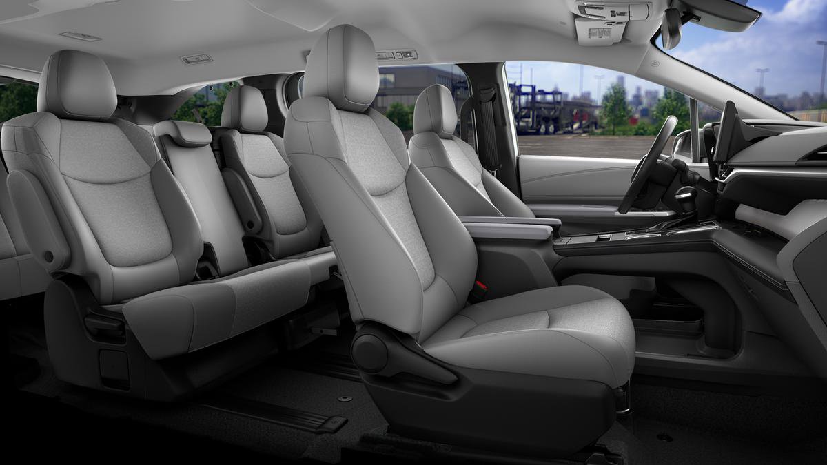 New 2026 Toyota Sienna LE FWD image 20