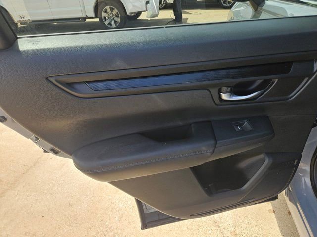 Used 2025 Honda CR-V LX image 10