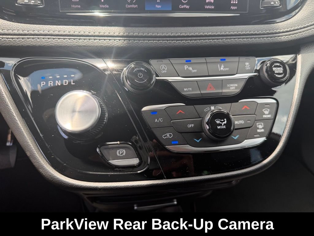 New 2027 Chrysler Pacifica Select w/ Family Tech Group FWD image 15