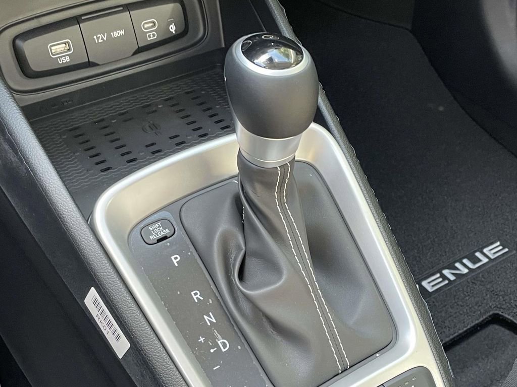 New 2026 Hyundai Venue SEL image 30