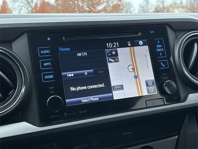 Used 2018 Toyota Tacoma TRD Sport image 15