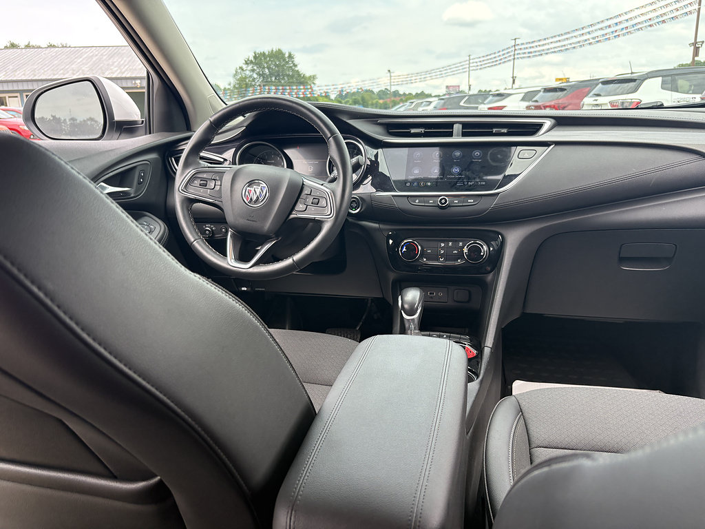 Used 2023 Buick Encore GX Preferred w/ Cold Weather Comfort Package FWD image 25