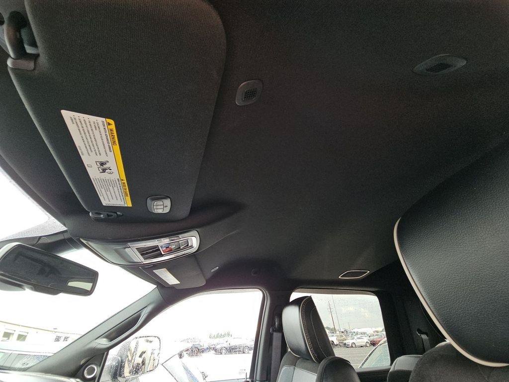 Used 2022 RAM 2500 Laramie AWD/4WD image 14