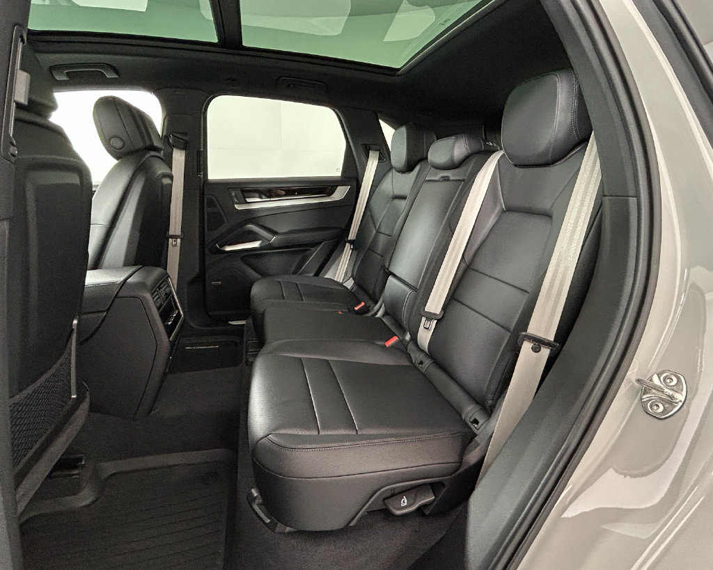New 2026 Porsche Cayenne AWD/4WD image 27
