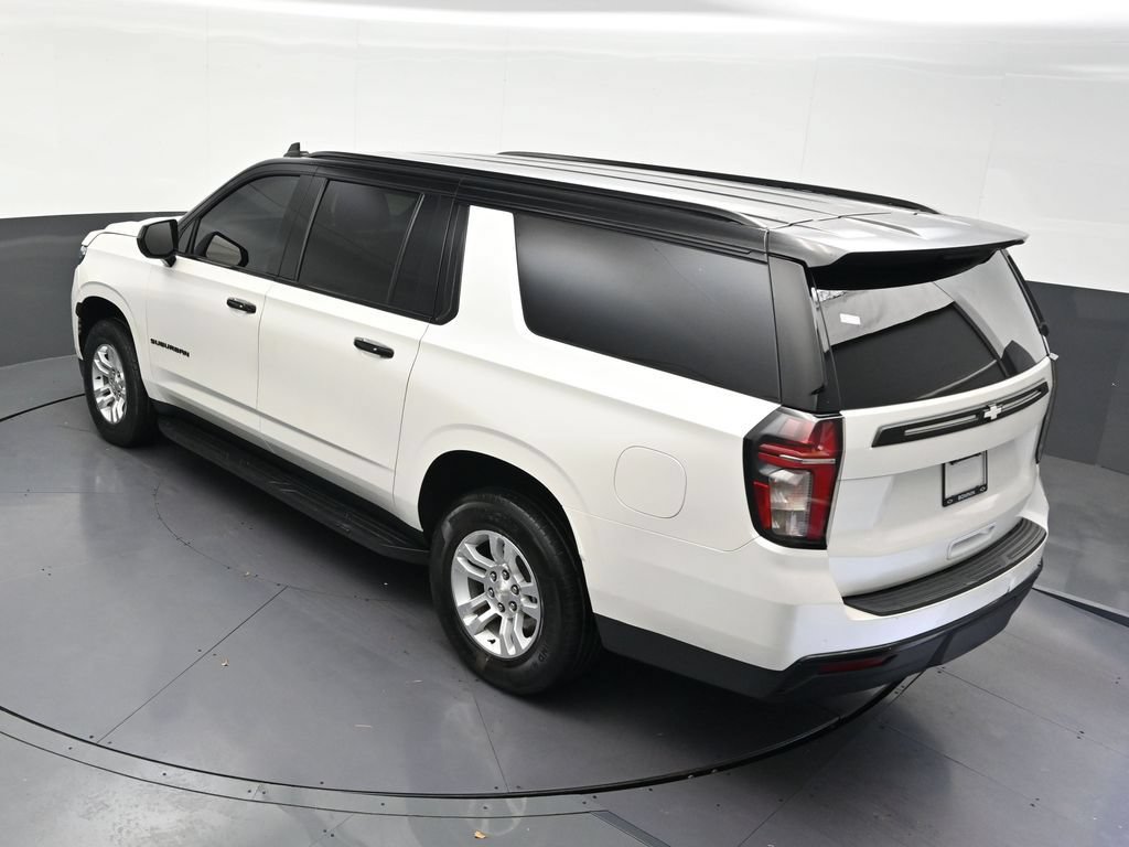 Used 2021 Chevrolet Suburban LS RWD image 18