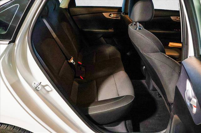 Used 2024 Kia Forte LXS w/ LXS Technology Package image 23