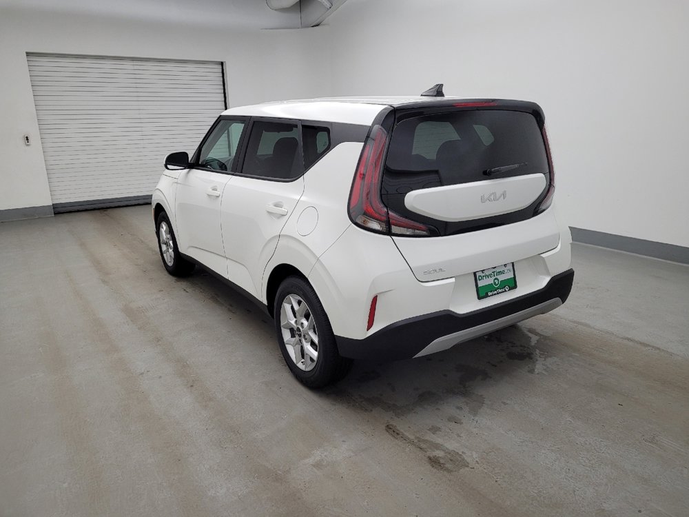 Used 2025 Kia Soul LX w/ LX Technology Package image 5