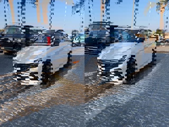 New 2026 Hyundai Elantra SEL Sport Premium image 2