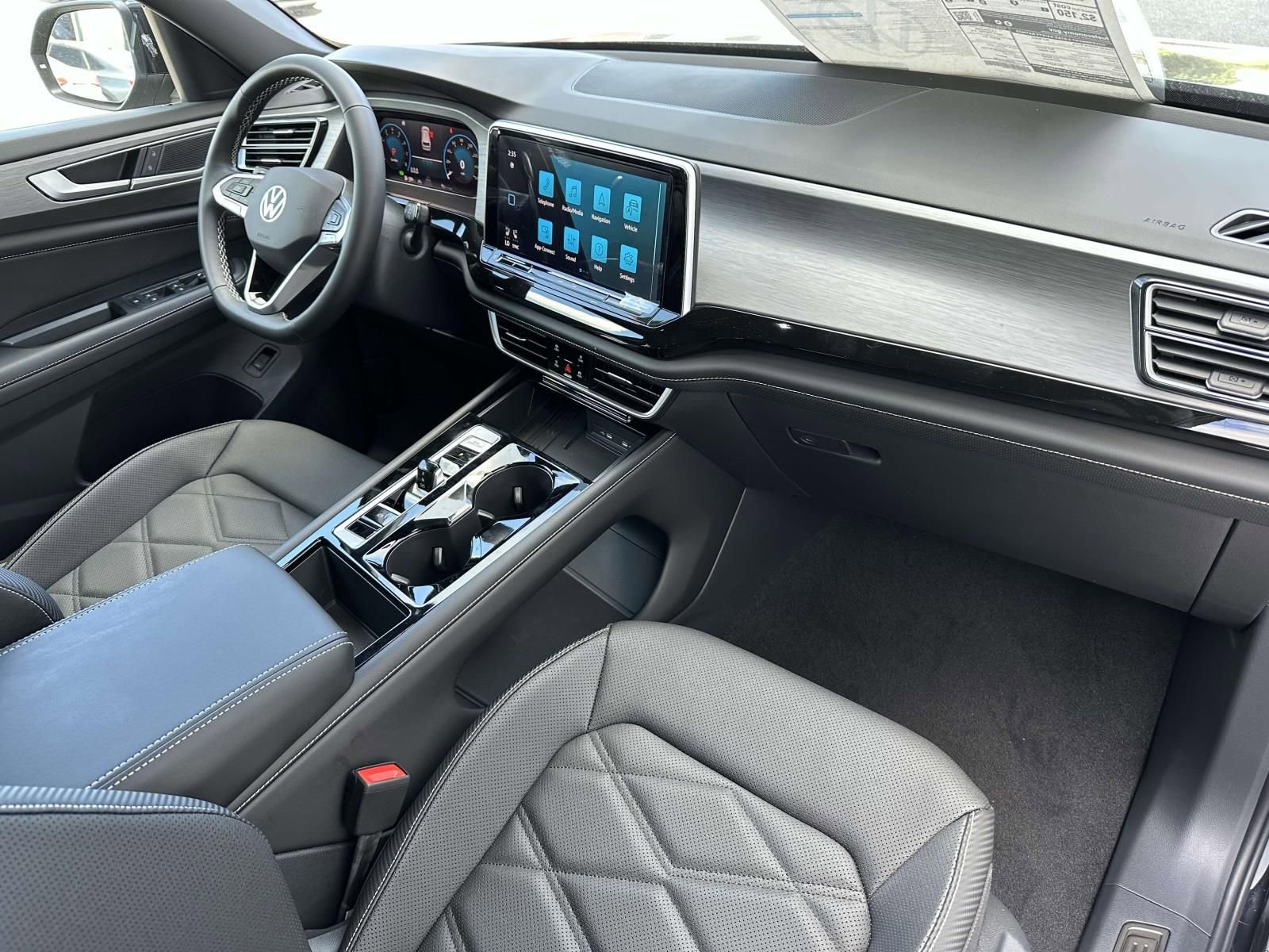 New 2026 Volkswagen Atlas Cross Sport SE image 11