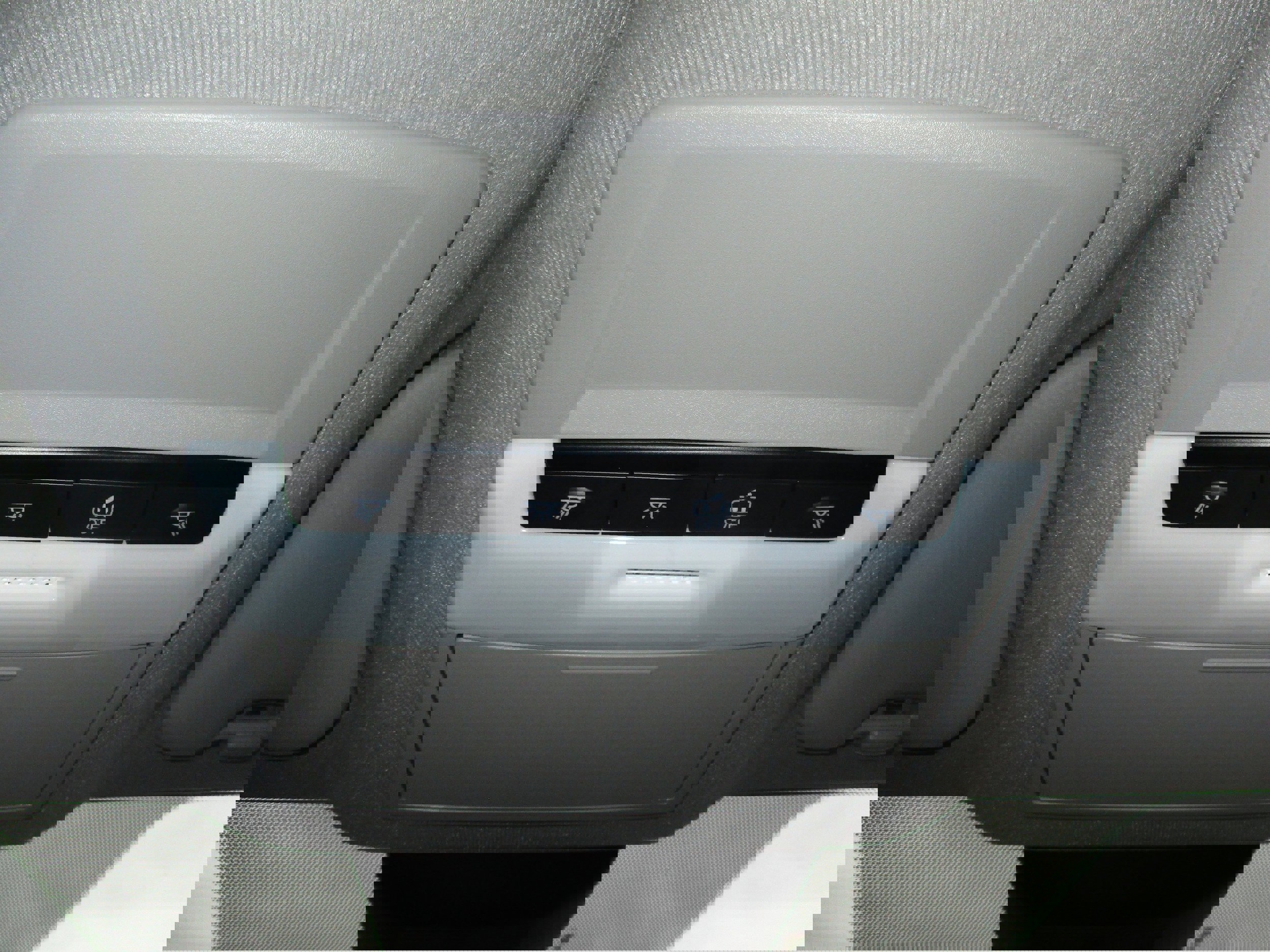 Used 2024 Nissan Sentra SV image 24