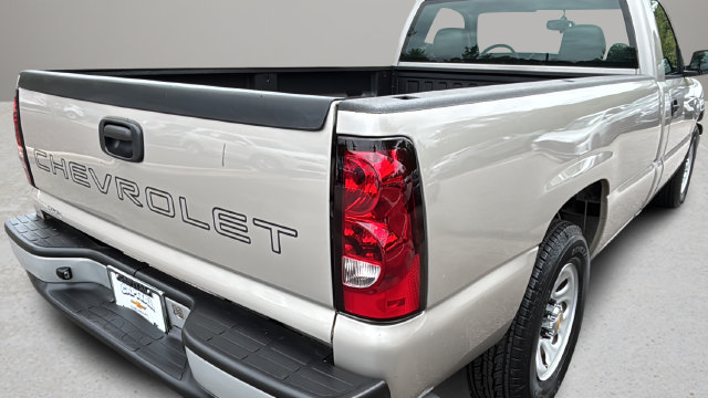 Used 2006 Chevrolet Silverado 1500 W/T RWD image 34