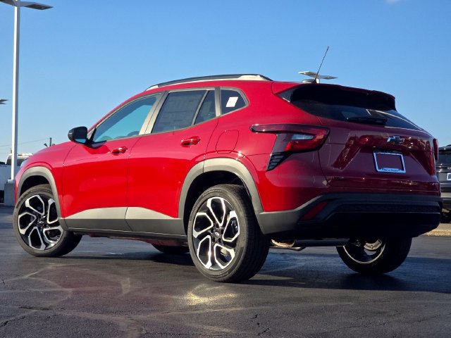 New 2026 Chevrolet Trax RS w/ Sunroof Package FWD image 14