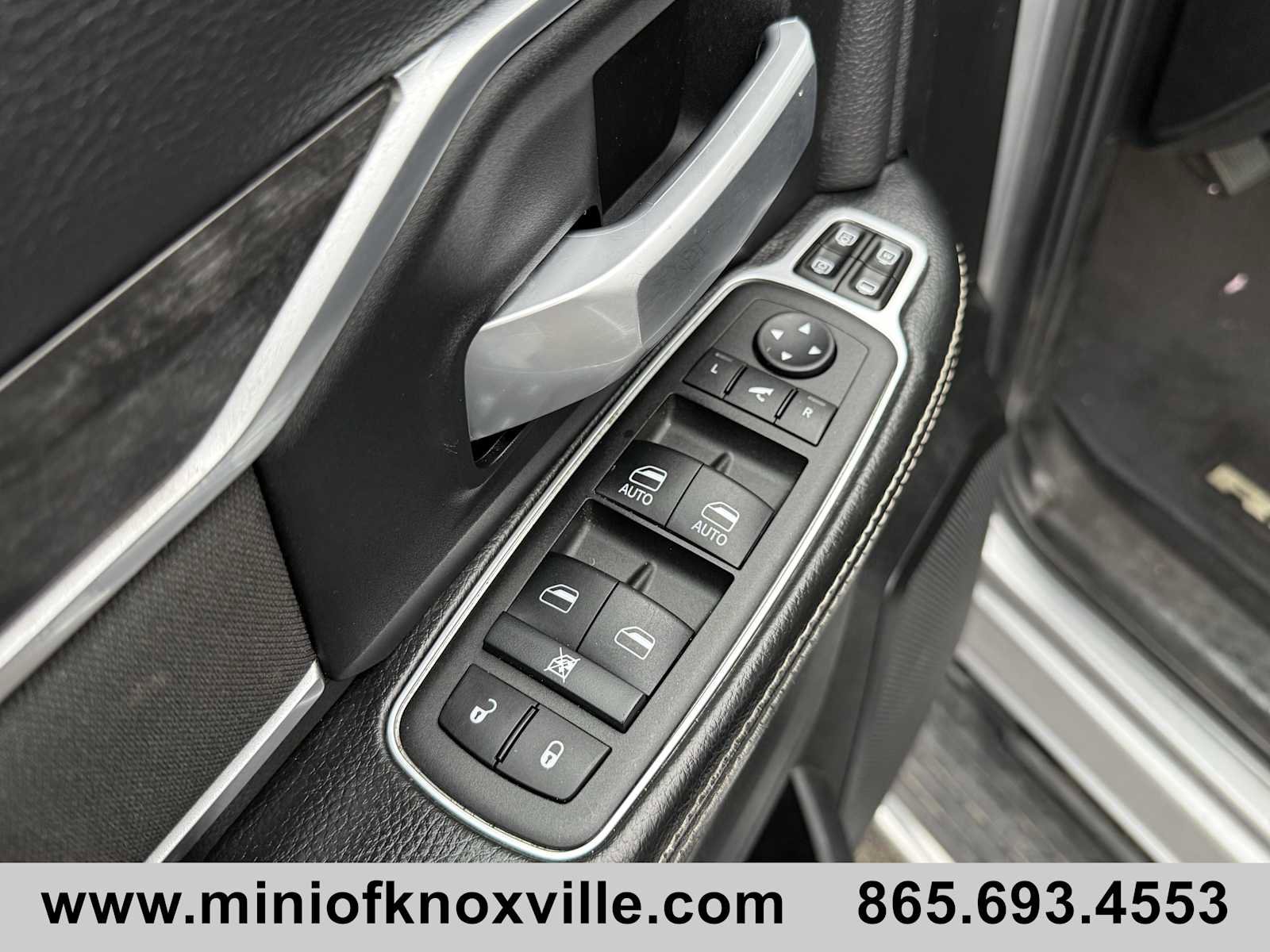 Used 2024 RAM 3500 Big Horn image 13