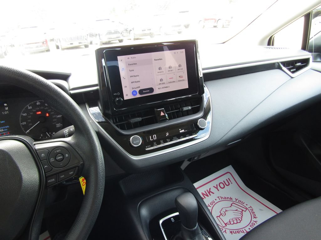 Used 2025 Toyota Corolla LE FWD image 20