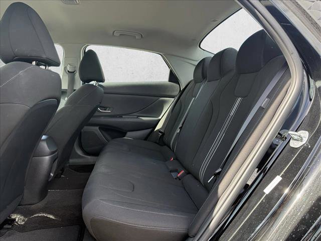 Certified 2024 Hyundai Elantra SEL image 13