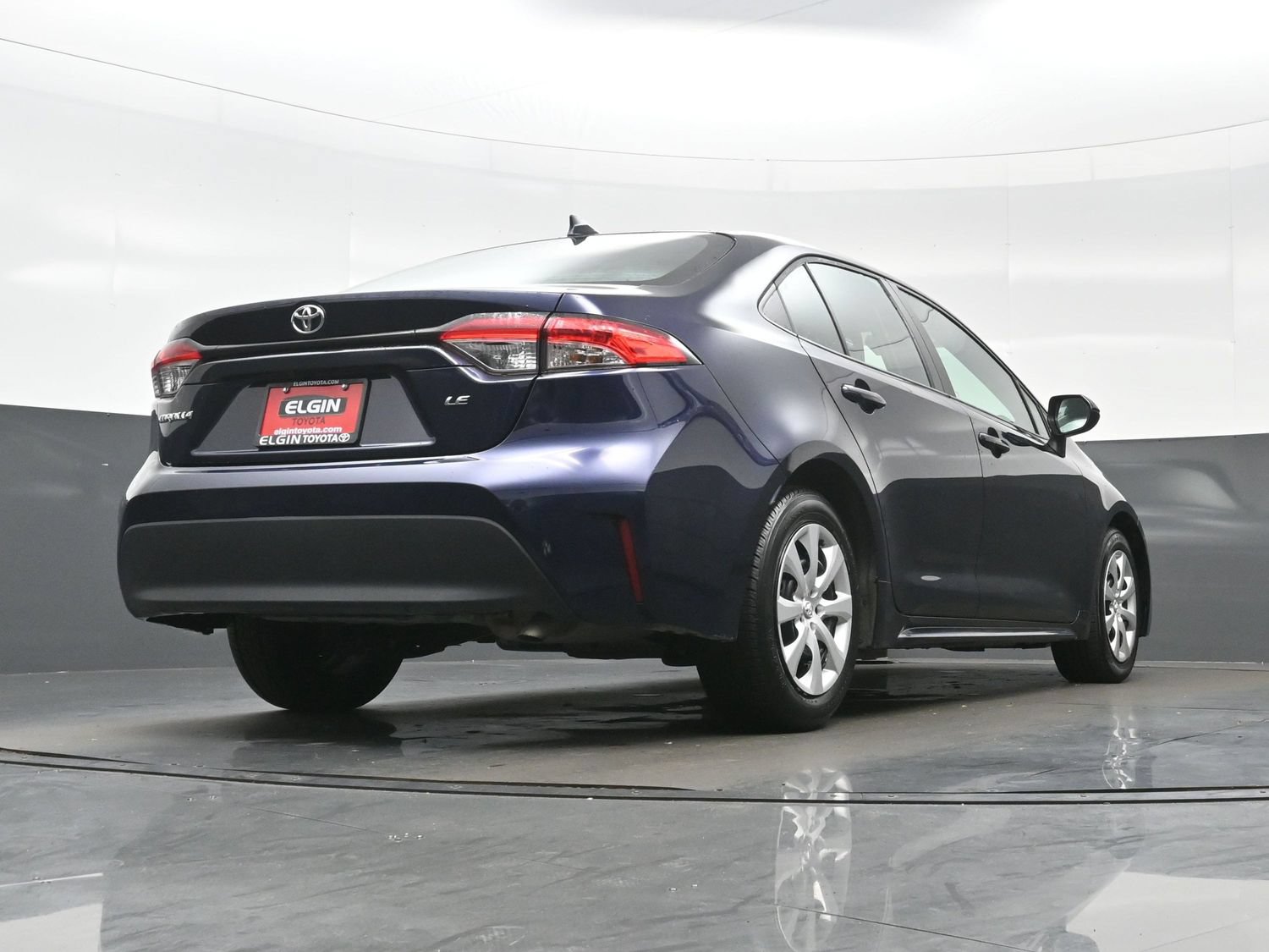 Used 2024 Toyota Corolla LE FWD image 29