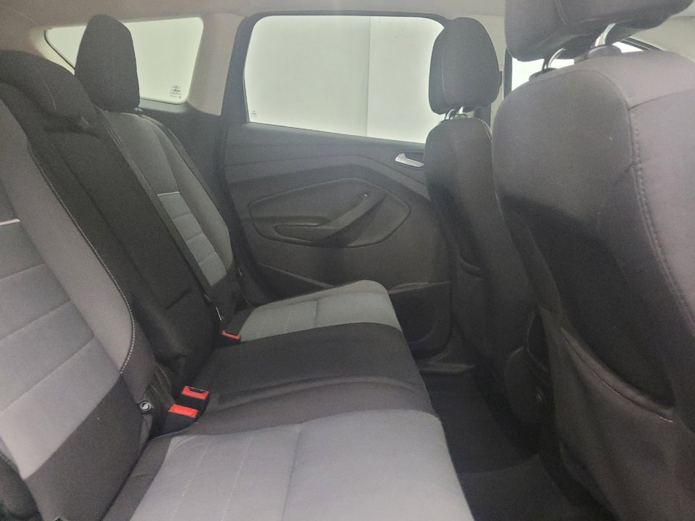 Used 2015 Ford Escape SE image 19