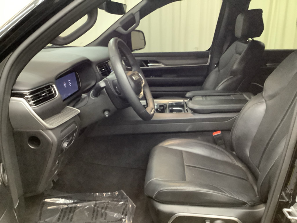 Used 2024 Jeep Wagoneer Series II AWD/4WD image 14