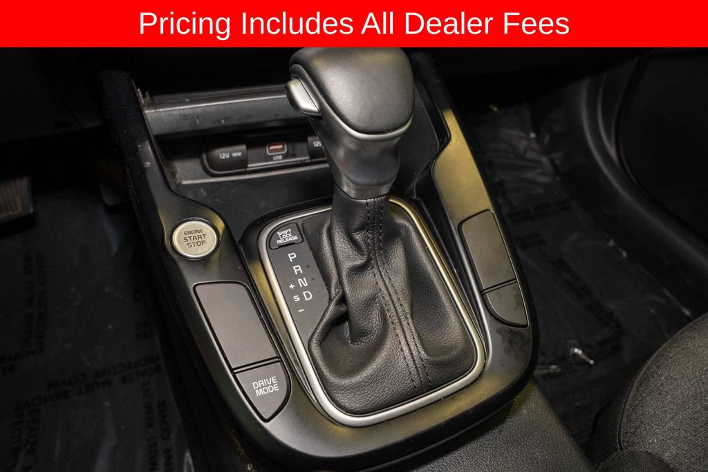 Used 2020 Kia Soul GT-Line w/ GT 2.0L Power Sunroof Package FWD image 16