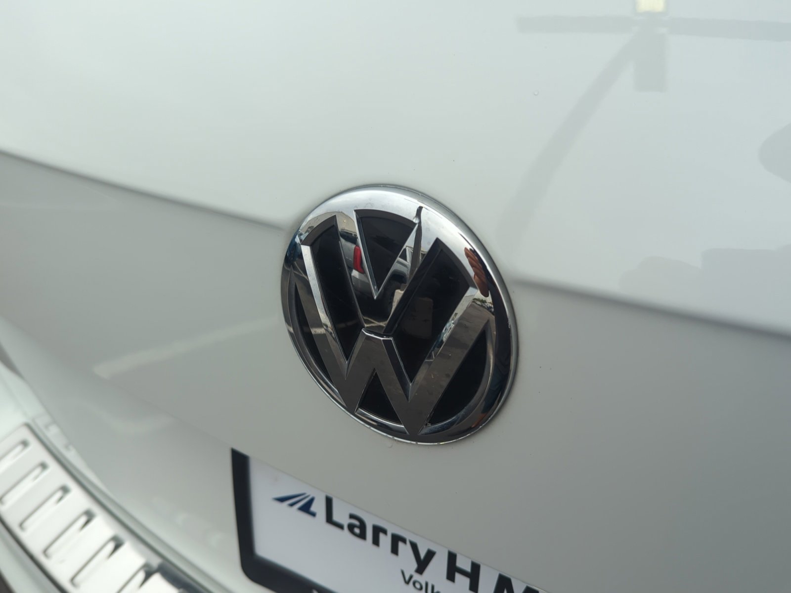 Used 2020 Volkswagen Tiguan S image 22