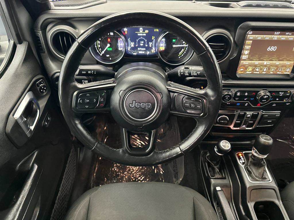 Used 2023 Jeep Wrangler Unlimited w/ Cold Weather Group AWD/4WD image 13