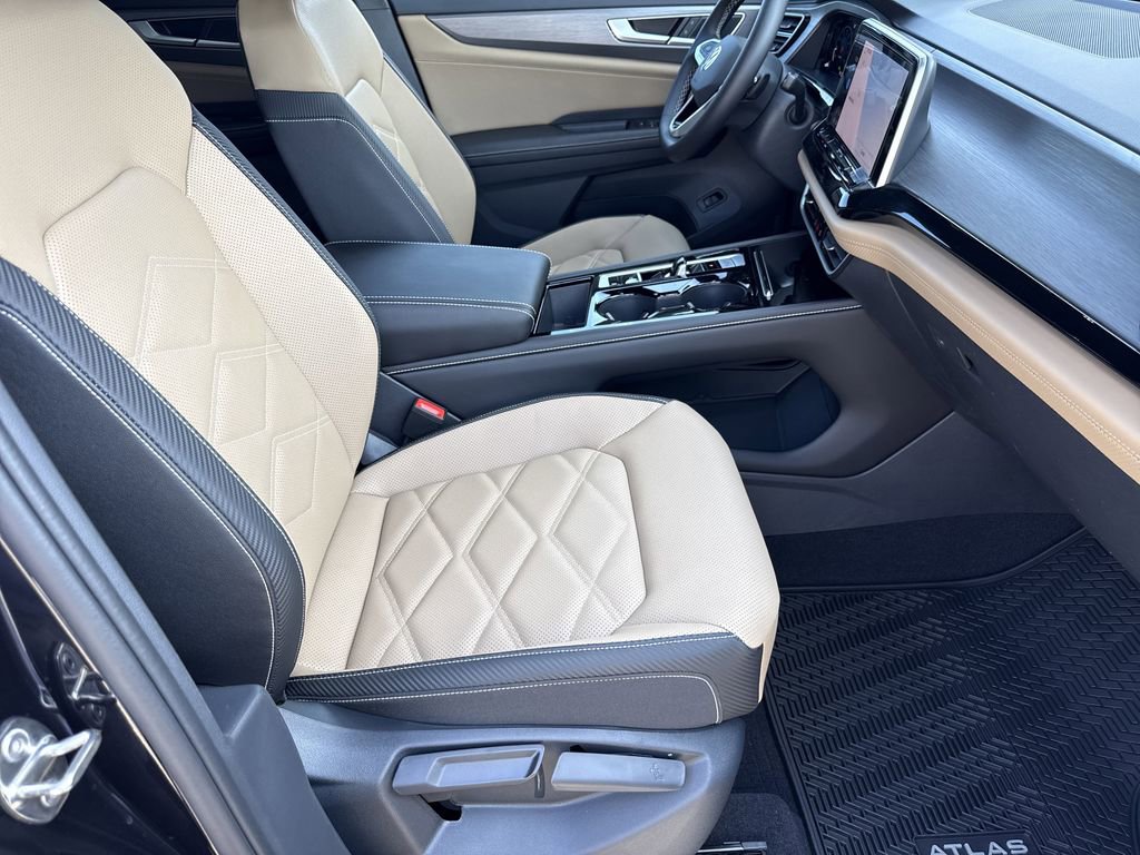 New 2026 Volkswagen Atlas Cross Sport SE image 37
