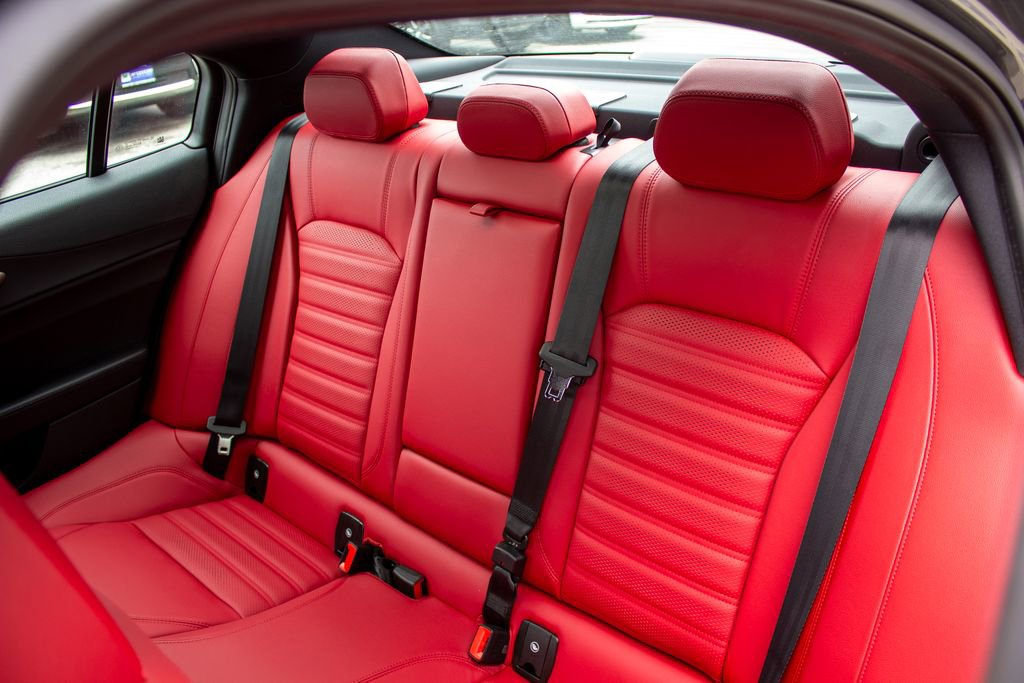 New 2025 Alfa Romeo Giulia AWD w/ Veloce Package AWD image 22