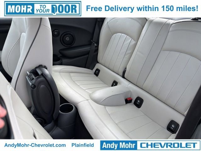 Used 2019 MINI Cooper 2-Door Hardtop w/ Signature Upholstery Package image 31