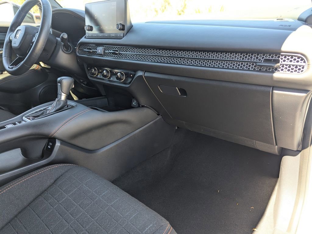 Used 2024 Honda HR-V Sport image 10