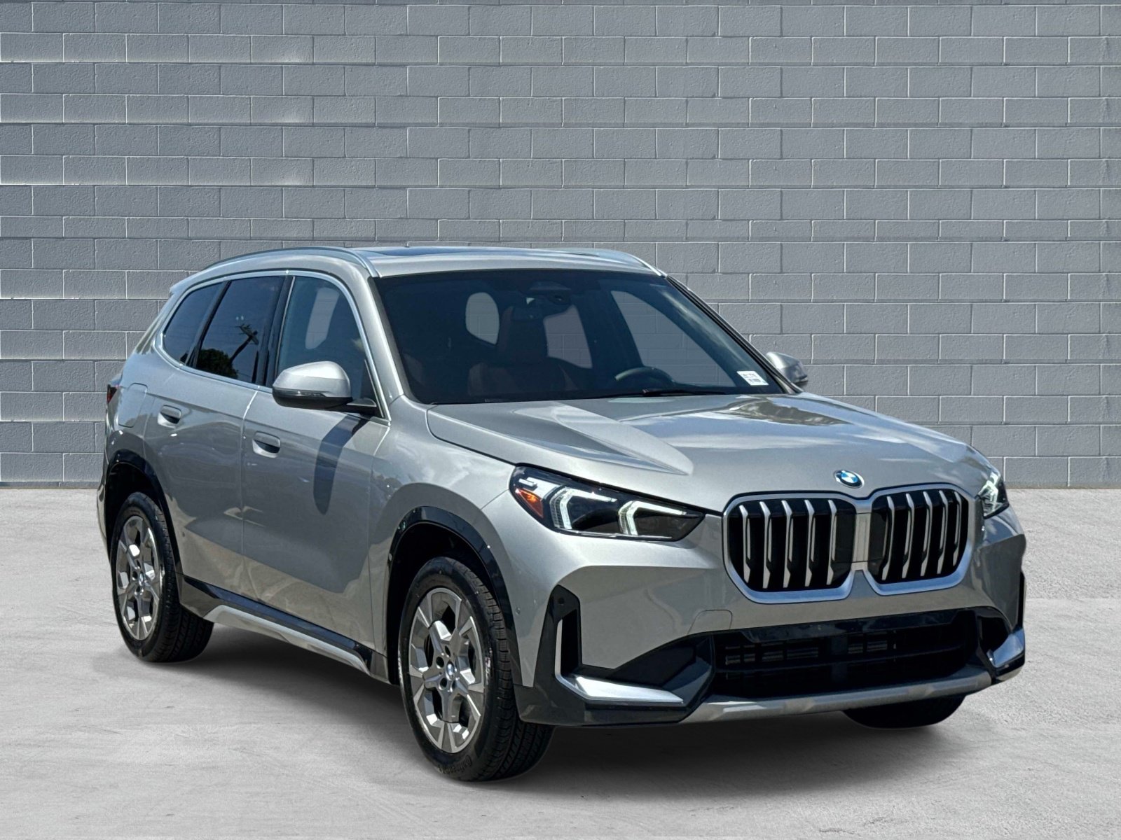 New 2026 BMW X1 xDrive28i w/ Convenience Package