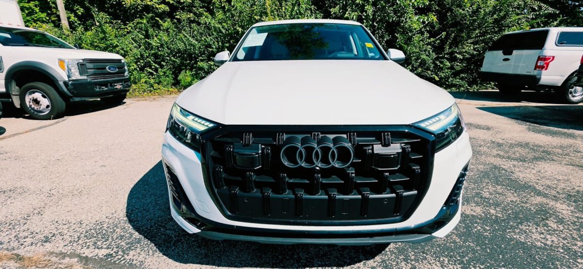 Used 2025 Audi Q7 3.0T Prestige AWD/4WD image 2